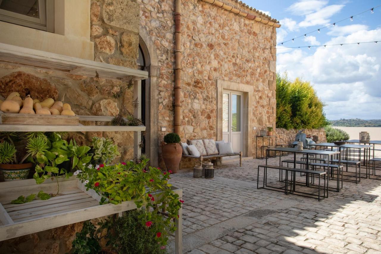I Carusi Relais Villa Noto Exterior photo